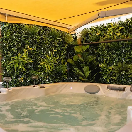 Dinbnb Homes I Bergen's #1 I Jacuzzi & Fireplace & Balcony * 베르겐