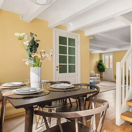 Holiday home Dinbnb Homes I #1 In I Jacuzzi & Parking & Location *