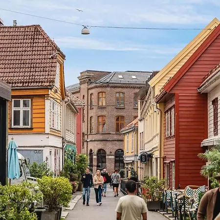Dinbnb Homes I #1 In I Jacuzzi & Parking & Location Vakantiehuis Bergen