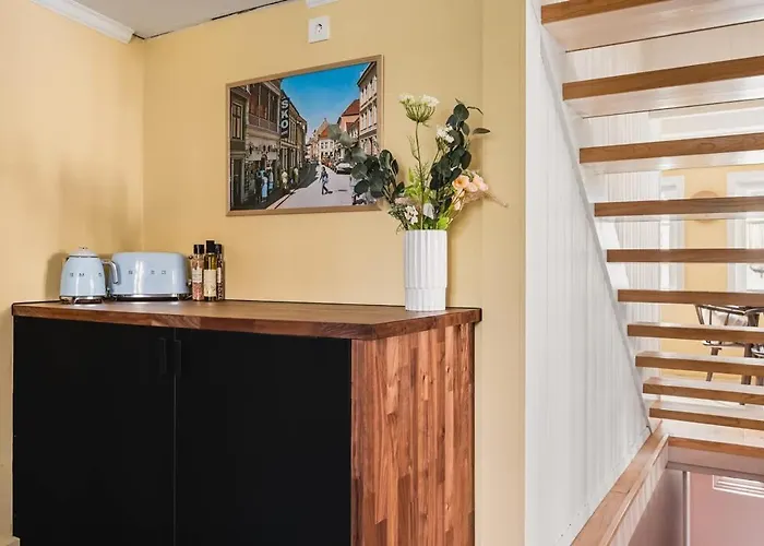 Feriehus Dinbnb Homes I Bergen's #1 I Jacuzzi & Fireplace & Balcony