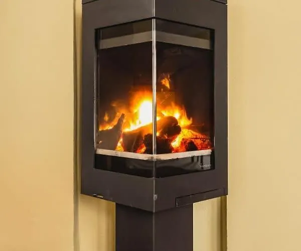 Holiday home Dinbnb Homes I Bergen's #1 I Jacuzzi & Fireplace & Balcony *