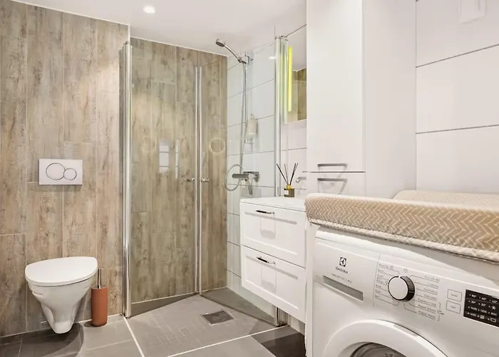 Dinbnb Homes I Bergen's #1 I Jacuzzi & Fireplace & Balcony Feriehus *